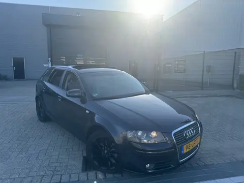 Audi A3 Sportback 2.0 TDI Stron Pano Crply Sensor Clima 140PK