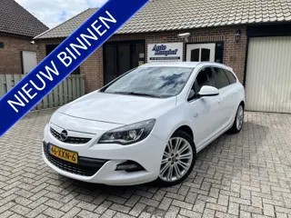Opel Astra Sports Tourer 1.4 Turbo GT Xenon Navigatie Trekhaak