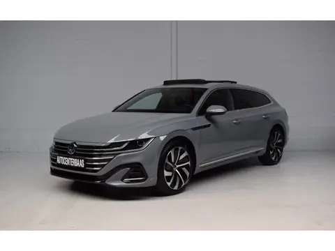 Volkswagen Arteon Shooting Brake 1.4 TSI eHybrid R-Line Business+ SOH / VIRTUAL / 360CAMERA / EL.TRE