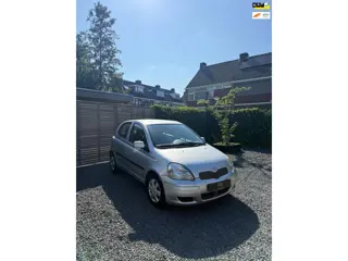 Toyota Yaris 1.3 VVT-i Sol