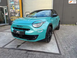 Fiat 600 1.2 Hybrid Sport 145PK | Automaat | Leder/Alcantara | CarPlay | Massage | 2 jaar garantie