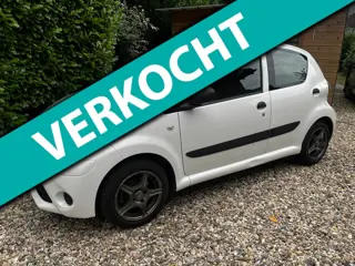 Toyota Aygo RIJKAAR/APK/HISTORY/BEURT/NAP/AIRCO/5drs//DIREKT MEE