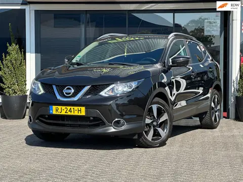 Nissan Qashqai 1.2 N-Connecta|Pano|360 Camera|Lane assist