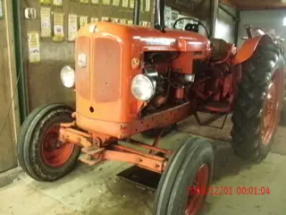tractor