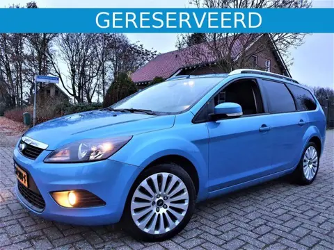 Ford Focus Wagon 1.6-16V Comfort met Airco & Vele Opties !
