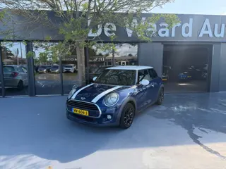 Mini 3-Deurs 1.5 Cooper/ airco/cruise/navi/NAP/ LM Velgen/12 maanden garantie