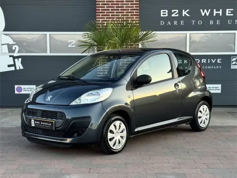 Peugeot 107 1.0 Access Accent | Uniek lage km stand! | NAP | 1e eigenaar | Dealer onderhoud | Airco 