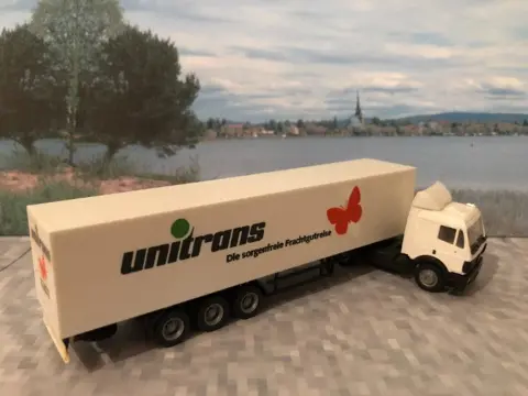 Unitrans mercedes. HO