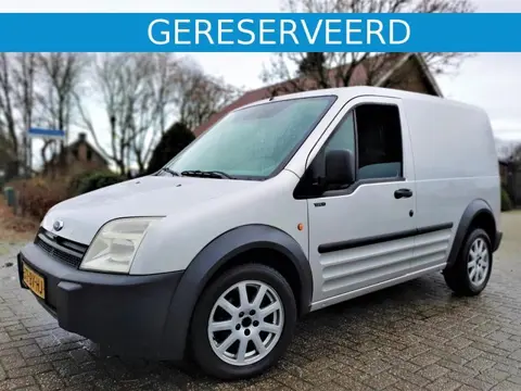 Ford Transit Connect 1.8i 116pk Benzine met Airco & Zijdeur ! Trekhaak, LMV.