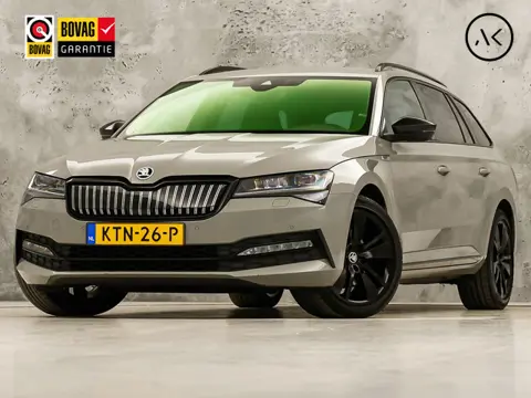 Škoda Superb Combi 1.4 TSI iV Sportline 218Pk Automaat (VIRTUAL COCKPIT, SOH 90,5%, APPLE CARPLAY, M