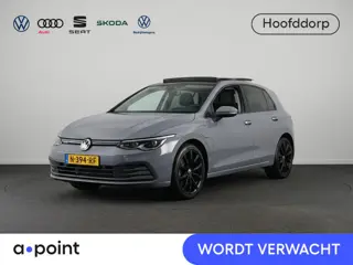 Volkswagen Golf 1.4 eHybrid Style 204pk | Navigatie| Pano-dak| el.trekhaak| Alarm