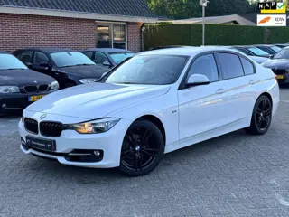 BMW 3-serie 320i High Executive Sport|Nieuwe Ketting|Airco|Navigatie|Cruise control|18 inch M|Nette 