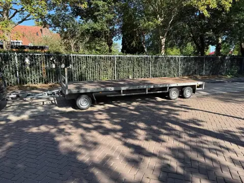 Atec schamelwagen 6 x 210 (bj 2010)
