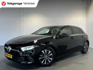 Mercedes-Benz A-Klasse 200 AMG Line | Navigatie/Android/Apple Carplay | LM Velgen 18" | Voorstoelen 