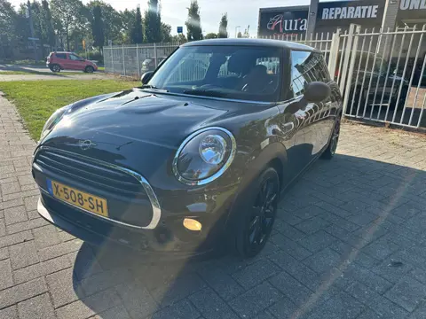 Mini 3-Deurs 1.5 One