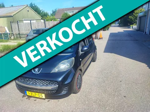 Peugeot 107 1.0-12V XS