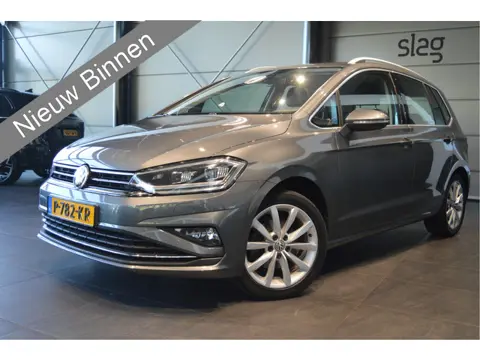Volkswagen Golf Sportsvan 1.5 TSi Highline navi cruise trekhaak 17 inch 150 pk !!