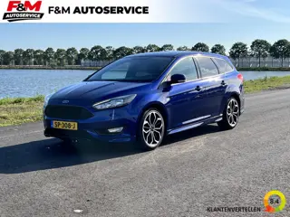 Ford Focus Wagon 1.5 ST-Line Clima, cruise, pdc achter