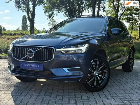 Volvo XC60 2.0 T8 Twin Engine AWD Inscription 391pk Luchtvering / Trekhaak / Bowers Wilkins Audio