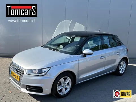 Audi A1 Sportback 95PK TFSI Pro Line Bi-Tone/Navigatie/Bluetooth/Cruise-control