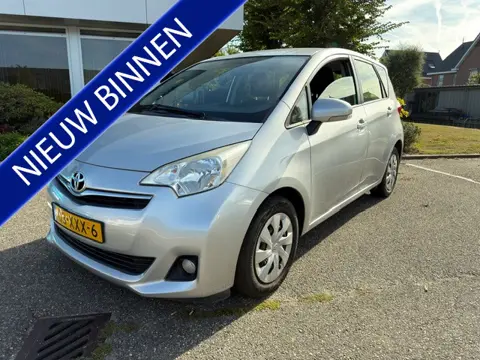 Toyota Verso-S 1.3 VVT-i Aspiration Camera, cruis control, trekhaak, nieuwe banden, NAP pas Nieuwe a