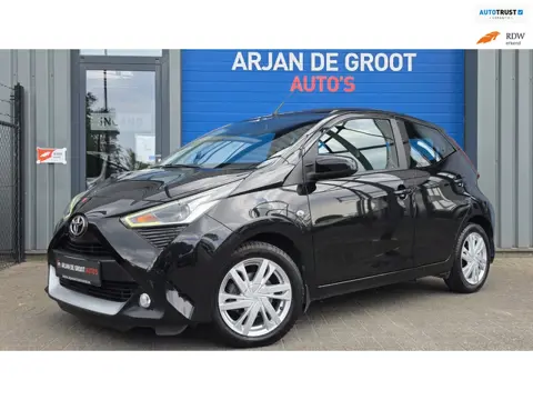 Toyota Aygo 1.0 VVT-i x-play 5Drs AUTOMAAT Cabrio top Airco veel opties!