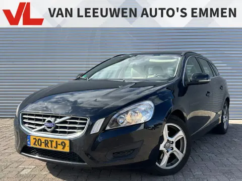 Volvo V60 1.6 T3 Momentum | Nieuw Binnen! | APK 19-05-2027 | Stoelverwarming | Trekhaak