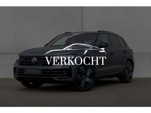 Volkswagen Touareg 3.0 TSi R eHybrid 4MOTION R-Line | Panoramadak | Luchtvering | 21" LMV 462 Pk / P