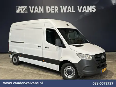 Mercedes-Benz Sprinter 211 CDI L2H2 Euro6 Airco | Camera | Trekhaak Bijrijdersbank