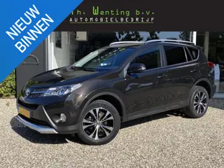 Toyota RAV4 2.0 Style 4WD | Navigatie | Cruise Control | Achteruitrijcamera | Klimaat Controle | Key