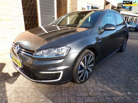Volkswagen Golf 1.4 TSI GTE Automaat / Leder / Panoramadak
