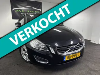 Volvo V60 1.6 T3 Summum - Lane assist - Memory stoelen - Navi - Airco - APK 2027