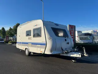 Hobby De Luxe Easy 440 SF | Fietsenrek Voor & Achter | Mover Half Automaat | Voortent | Vast Bed | T