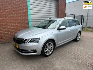 Skoda Octavia Combi 1.0 TSI Greentech Style Business DSG Aut. Bj:2018 NAP!