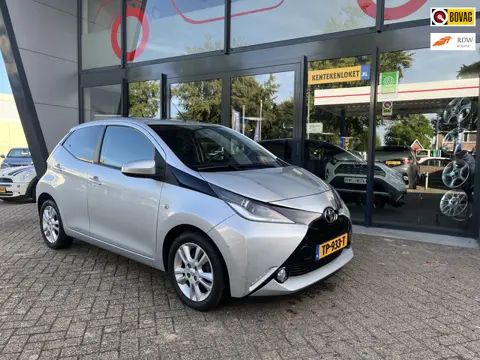 Toyota Aygo 1.0 VVT-i x-joy