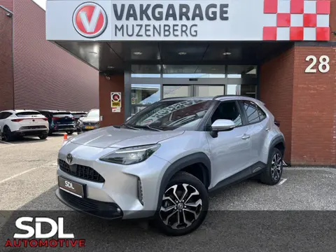 Toyota Yaris Cross 1.5 Hybrid 115 First Edition // ADAPT. CRUISE // KEYLESS // APPLE-ANDROID AUTO //