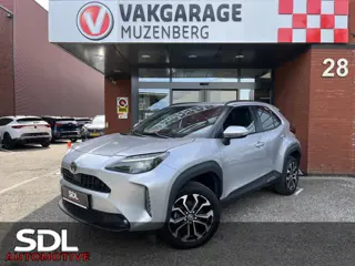 Toyota Yaris Cross 1.5 Hybrid 115 First Edition // ADAPT. CRUISE // KEYLESS // APPLE-ANDROID AUTO //