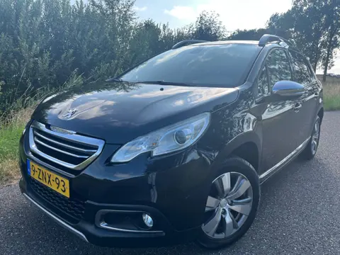 Peugeot 2008 1.2 PureTech Allure (bj 2015, automaat)