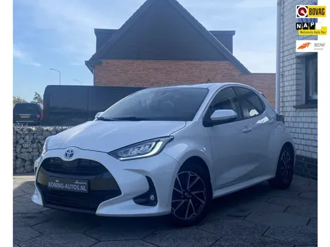 Toyota Yaris 1.5 Hybrid Dynamic/ Virtual CP/ DriveAssist/ CarPlay/ Fabrieksgarantie/ NAP/ Dealeronde