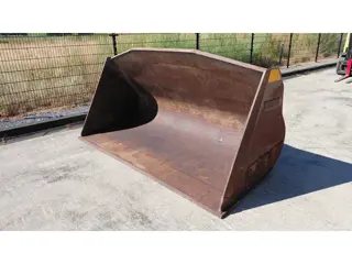 Volvo L90 L120 loader bucket / 2.70m wide / 2.7m3 / Lundberg ISO coupling