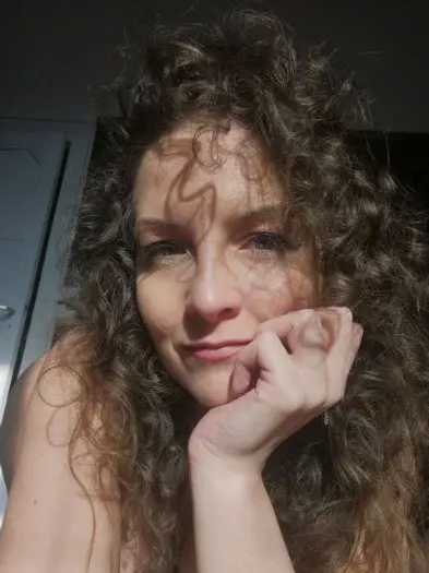 Een man die nog steeds de zin heeft om dingen te ondernemen.