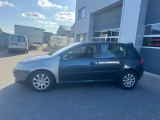 Volkswagen Golf 1.6 Comfortline