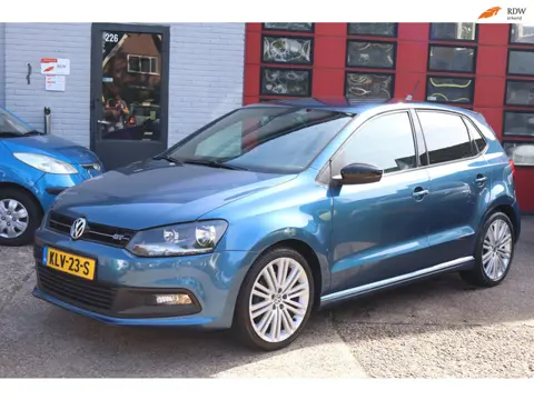 Volkswagen POLO GT 1.4 TSI . 5 DEURS . SPORT. ALCANTARA