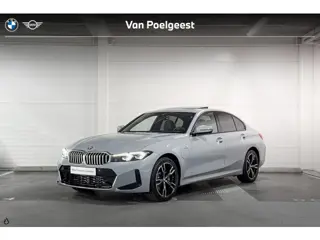 BMW 3 Serie Sedan 330e M Sport | Schuifdak | Trekhaak