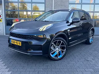 Lynk & Co 01 1.5 PLUG IN HYBRID|360 CAMERA|SCHUIFDAK|