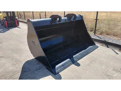 Caterpillar CW45 cleaning bucket / NEW / 2.40m / 2.68m3