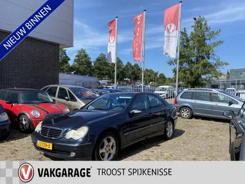Mercedes-Benz C-Klasse 200 K. Classic,Automaat,Climate&Cruisecontrol,Stoelverwarming,Bleutooth,Elekt