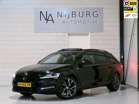 Skoda Superb Combi 1.5 TSI ACT Sportline Business "Origineel NL!" Automaat! Trekhaak Pano RS-stoelen