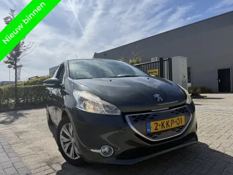 Peugeot 208 1.4 e-HDi Sensoren|Navi|Clima|Automaat