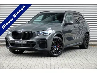 BMW X5 xDrive45e High Executive | M-Sport | Panodak | Achteras Besturing | Laser | HUD |